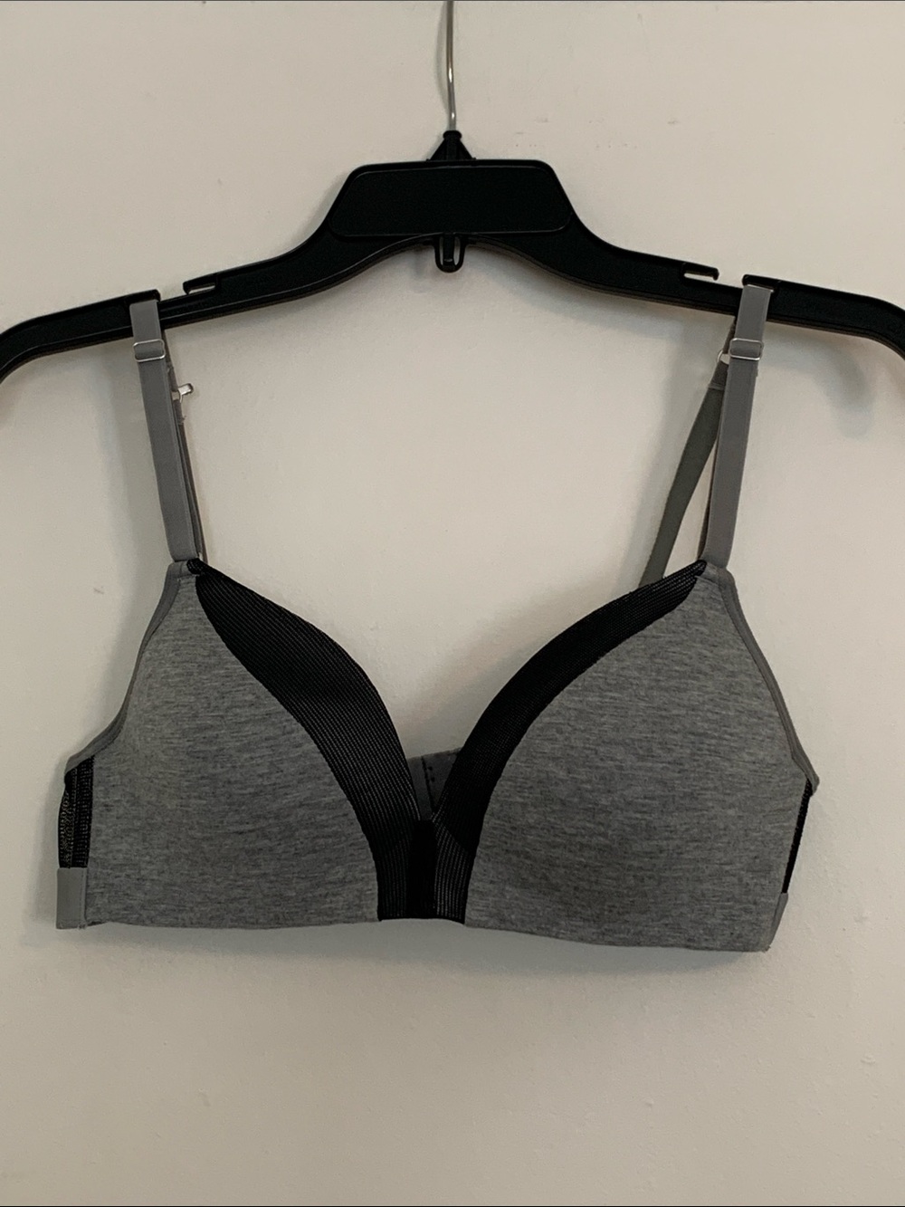Lively Grey & Black Wireless Bra